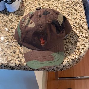 Kids polo hat